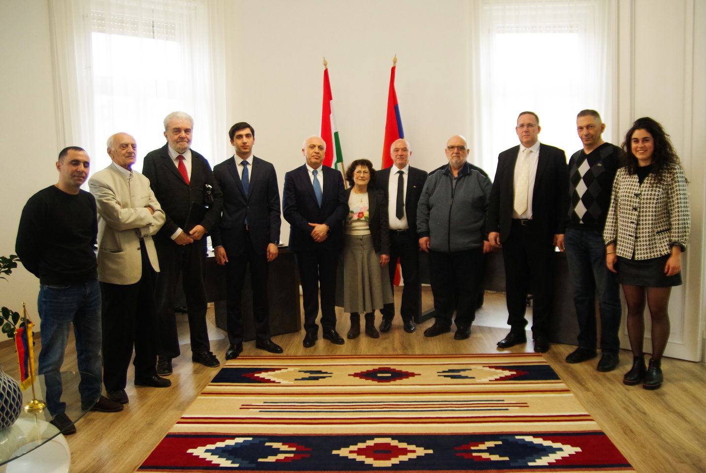 Nagyköveti találkozó az örmény szószólói irodában