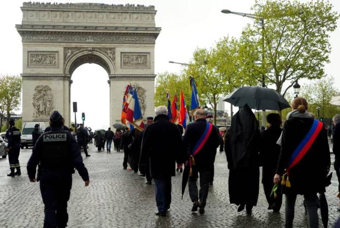 Տեղի է ունեցել հանդիսավոր երթ դեպի Փարիզի Հաղթանակի կամար